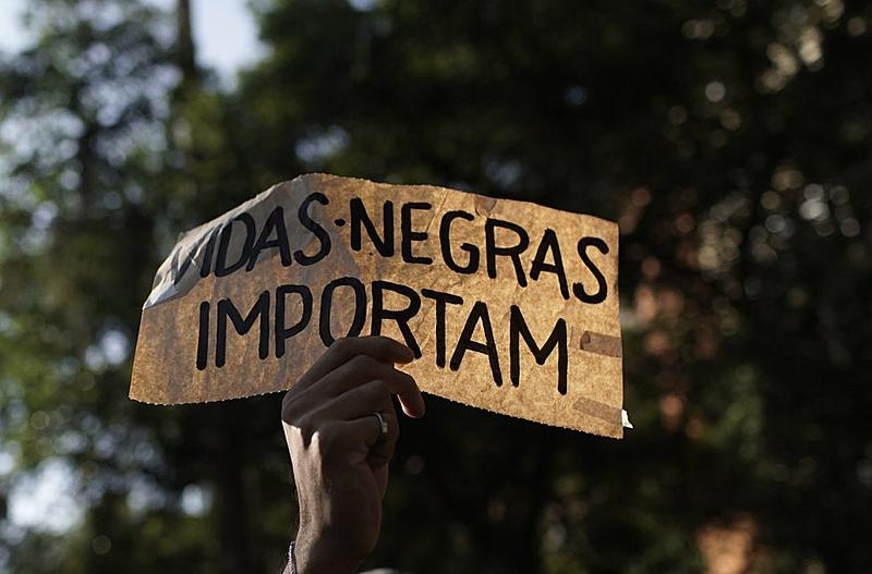 Faltam dados sobre violência contra jovens negros em Belo Horizonte (MG), aponta relatório