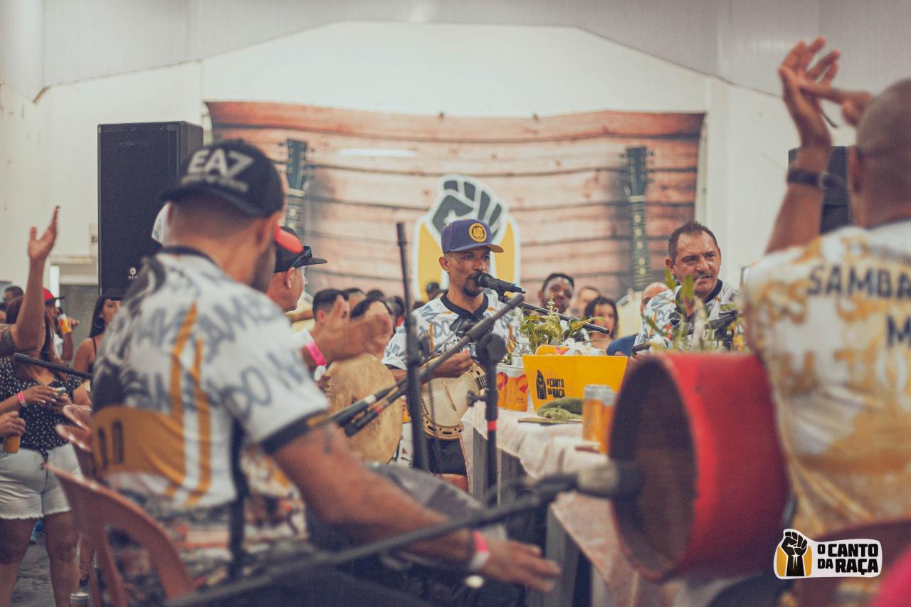 Jorge André é chamado pela roda de Samba O Canto da Raça para festejar seus 3 anos de resistência