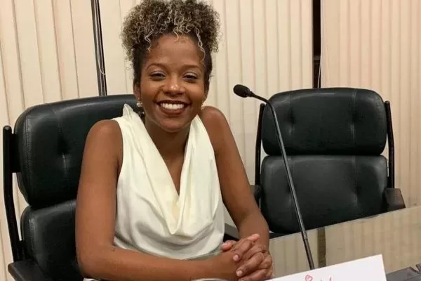 Biomédica denuncia ter sofrido racismo em hotel de luxo
