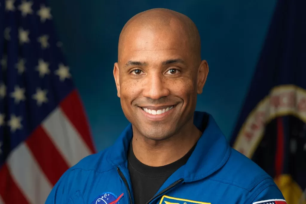 NASA QUEBRA BARREIRA RACIAL COM PRIMEIRO HOMEM NEGRO EM MISSÃO LUNAR