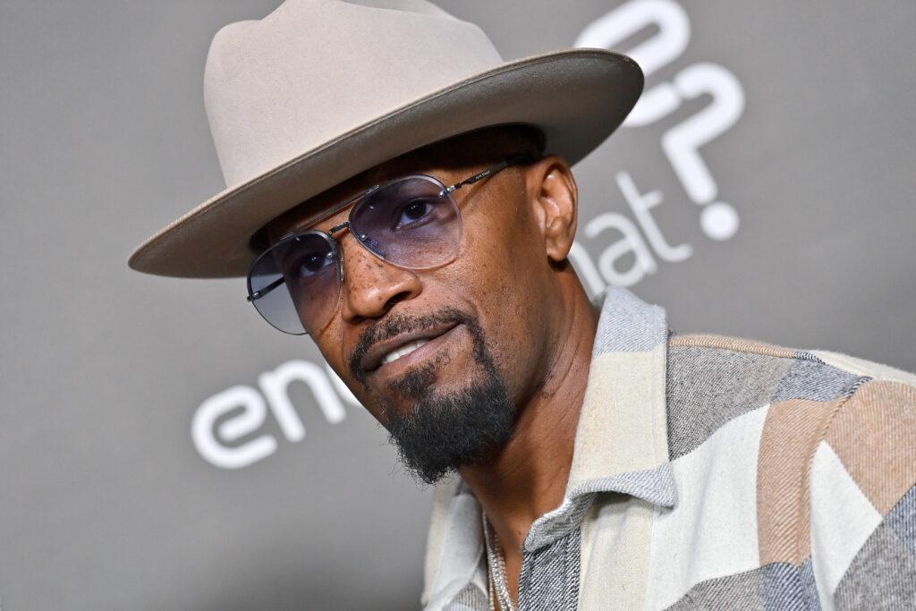 Jamie Foxx quebra o silêncio e agradece apoio após três semanas internado