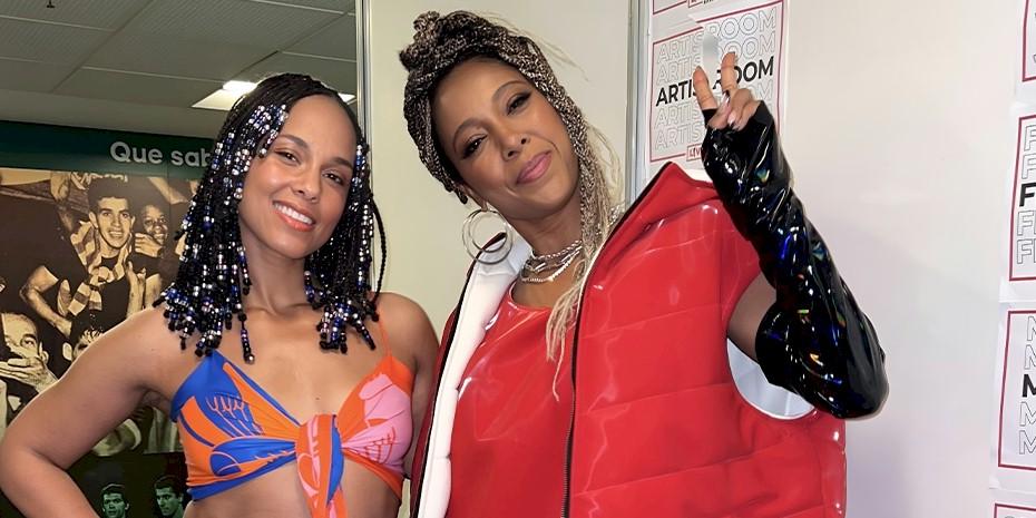 Negra Li posta foto ao lado de Alicia Keys e fãs especulam parceria musical