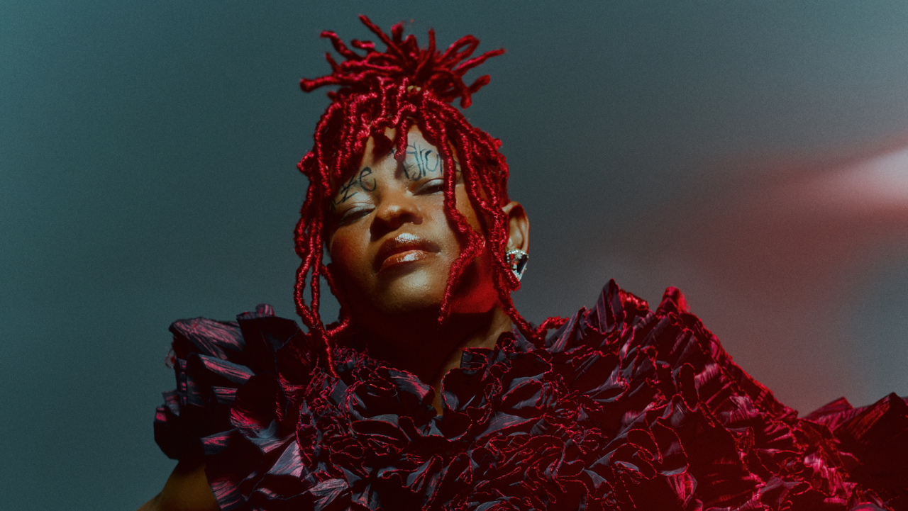 Deize Tigrona Brilha na turnê europeia e anuncia novidades