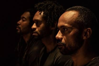 Otêlo, o outro: reflexão sobre identidade negra em releitura dramática
