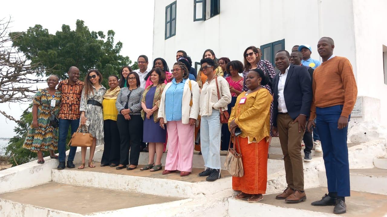 Parlamentares Brasileiros conhecem museu da Escravatura em Angola