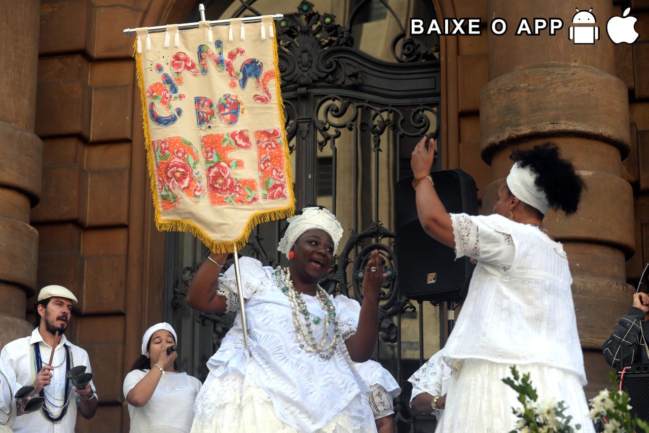 Afoxé Ọmọdé Ọba estreia com homenagens à Aílton Graça, Mestre Môa, Tula Pilar e Renata Kabilaewatala