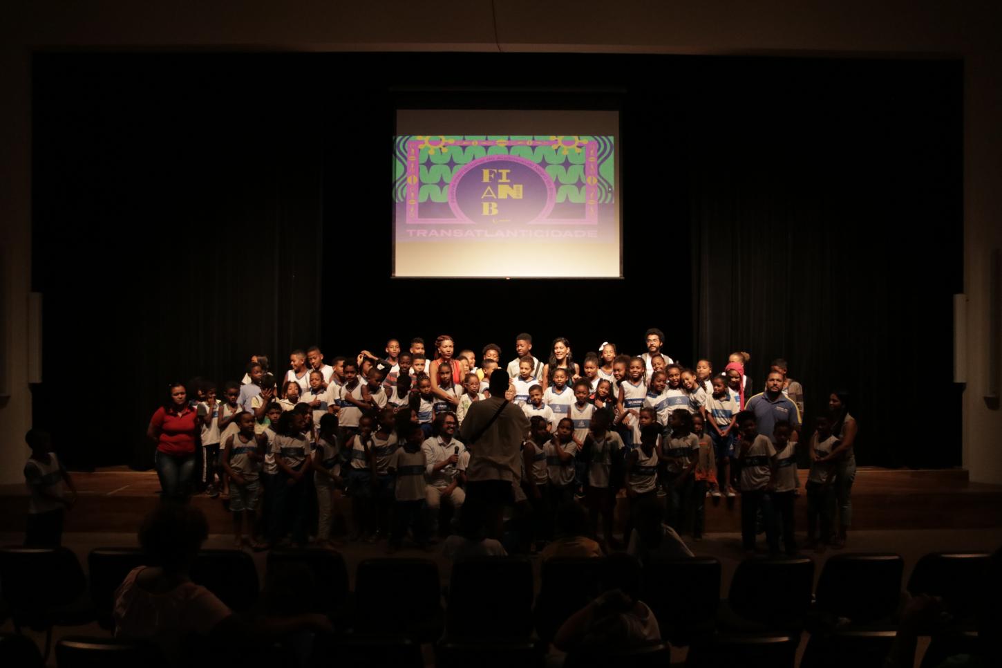 FESTIVAL INTERNACIONAL DO AUDIOVISUAL NEGRO DA APAN, QUE RESGATA DIÁSPORA, NEGRITUDE E ANCESTRAL