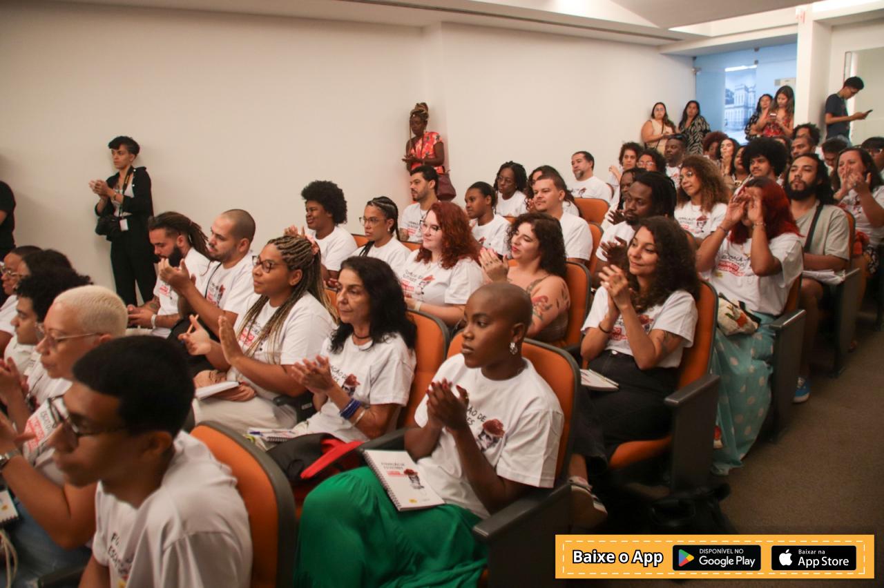 Universidade das Quebradas e o Instituto Odeon expandem formações culturais pelo Brasil em 2024, ampliando oportunidades educacionais em diferentes territórios