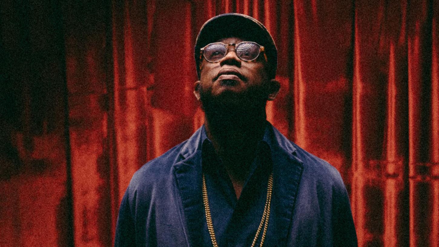 Nego Freeza apresenta “A Gente Pulsa”, novo single do álbum ''Icyerekezo'' e sua abordagem da música Afro Diaspórica