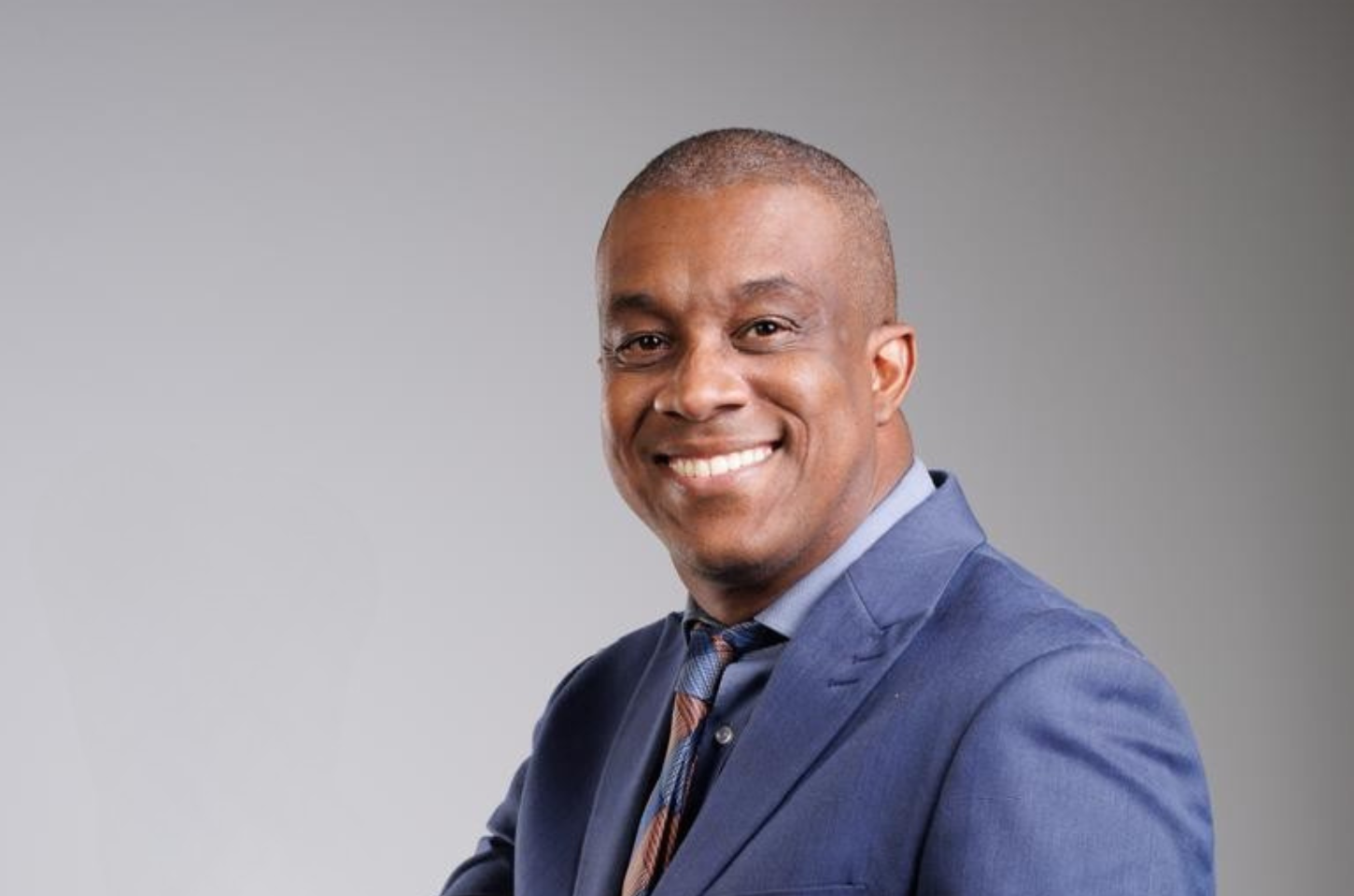 Kleber Silva, da UnB, Recebe Dupla Indicação ao Prêmio Jabuti 2025