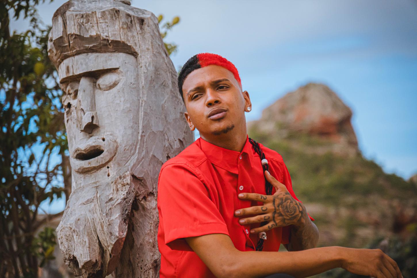 Artista Ikaro Ogãn OFC celebra marca de 600 mil inscritos, ancestralidade e território no Sertão de PE