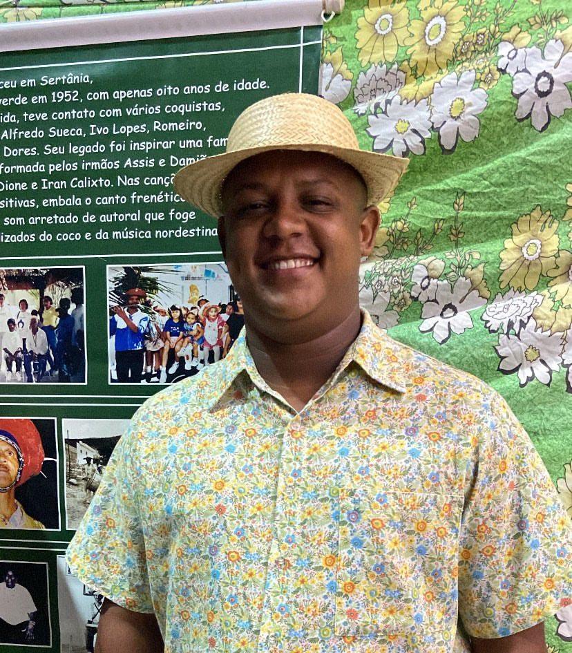 De idade nova, Kell Calixto caminha para três décadas de vida e celebra com o Samba de Coco Raízes de Arcoverde