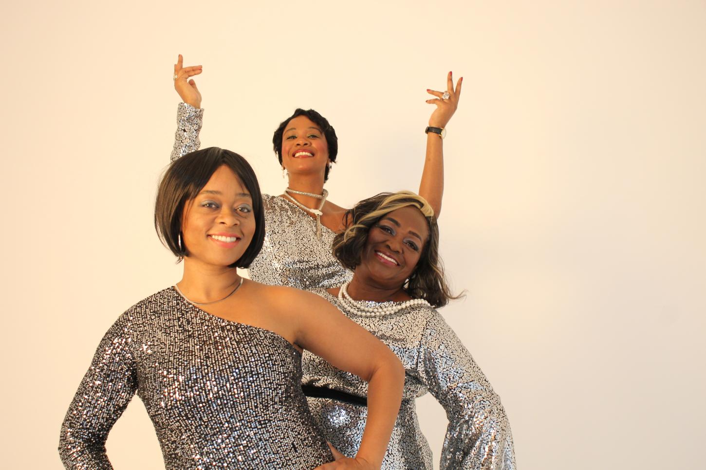 Espetáculo revista a história dos bailes blacks e o legado das rosas negras