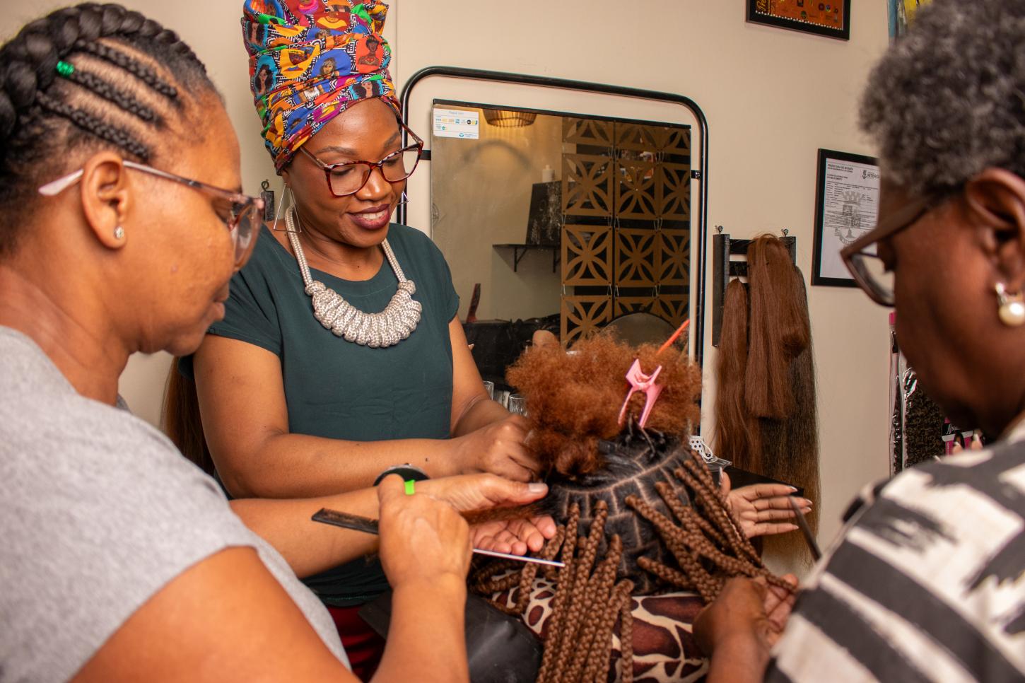 Instituto AnnÁfrica: Transforma vidas enaltecendo beleza negra e ancestralidade há 14 anos 