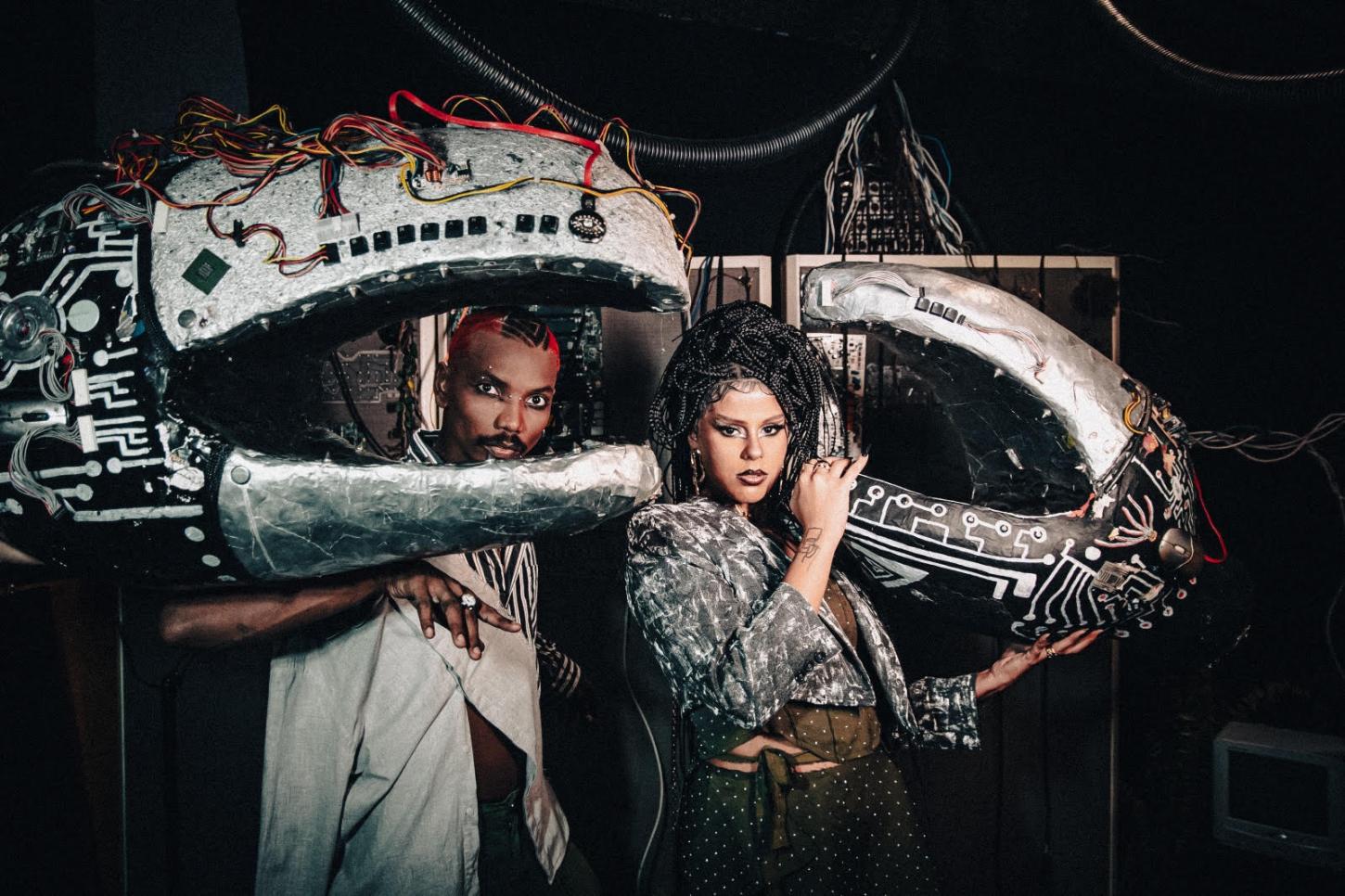 Música de protesto com glitter na cara: BARBARIZE divulga seu álbum de estreia ‘MANIFEXTA’