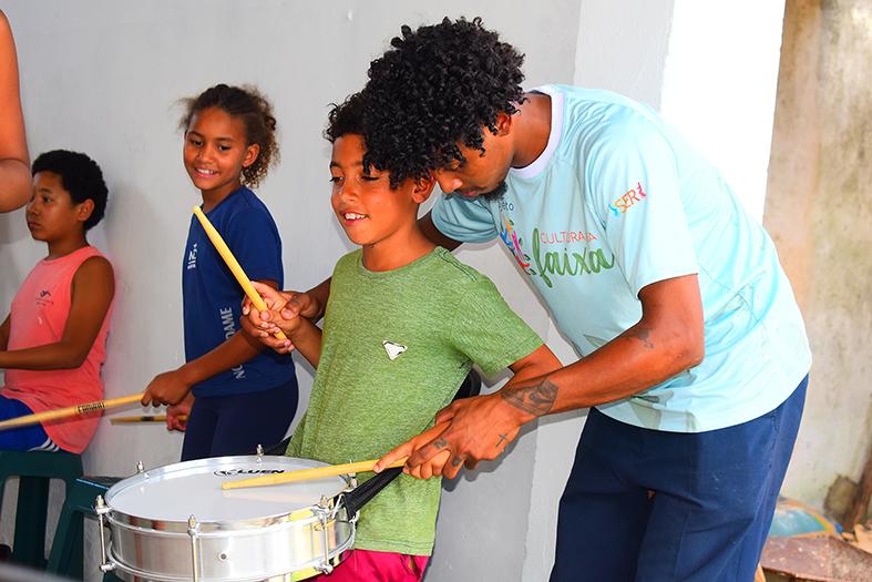 Respeito em rede: jovens do Weda participam de roda de conversa sobre bullying e cyberbullying