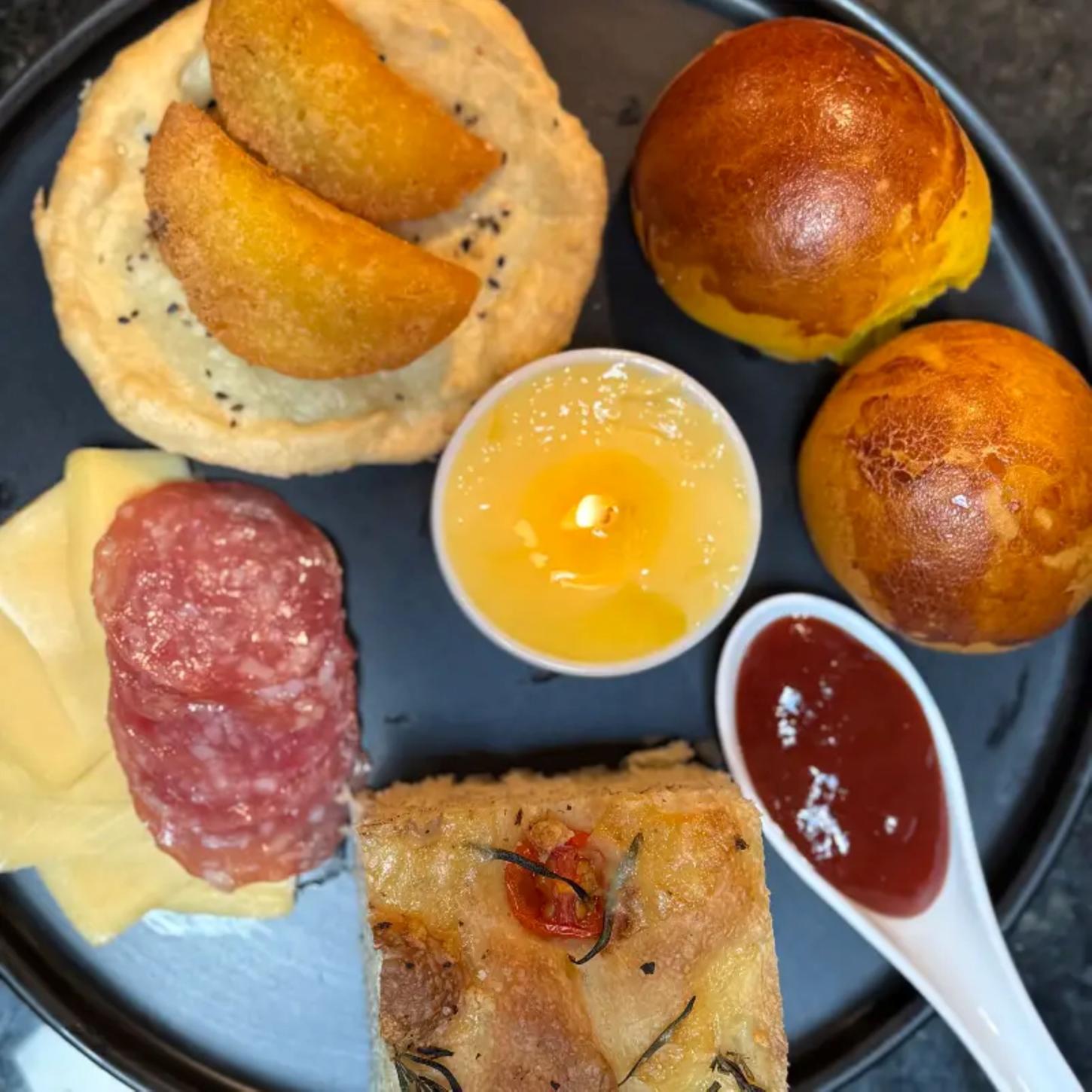  Sobrado da Cidade apresenta o “Bernardo & Motta”: couvert autoral que celebra brasilidade e técnicas artesanais