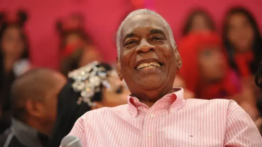 Morre Haroldo Costa, embaixador do samba, aos 95 anos