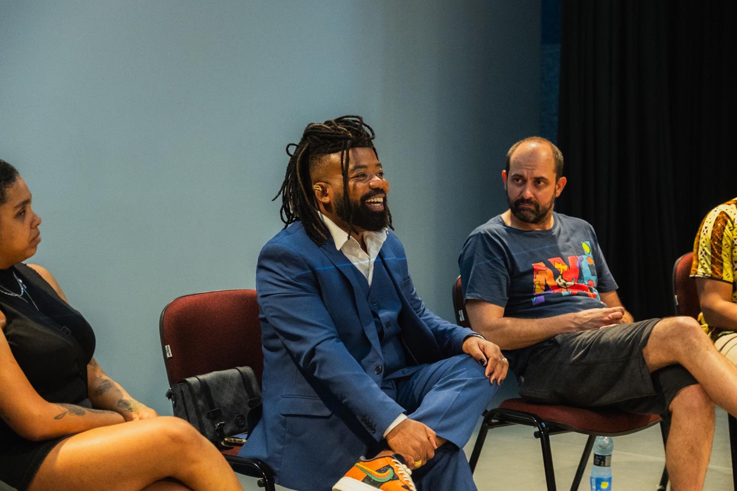      PRIMEIRA EDIÇÂO DA FESTA LITERÁRIA DE JOINVILLE CUMPRE SEU PAPEL DE APLICAR LITERATURA ÀS ARTES   