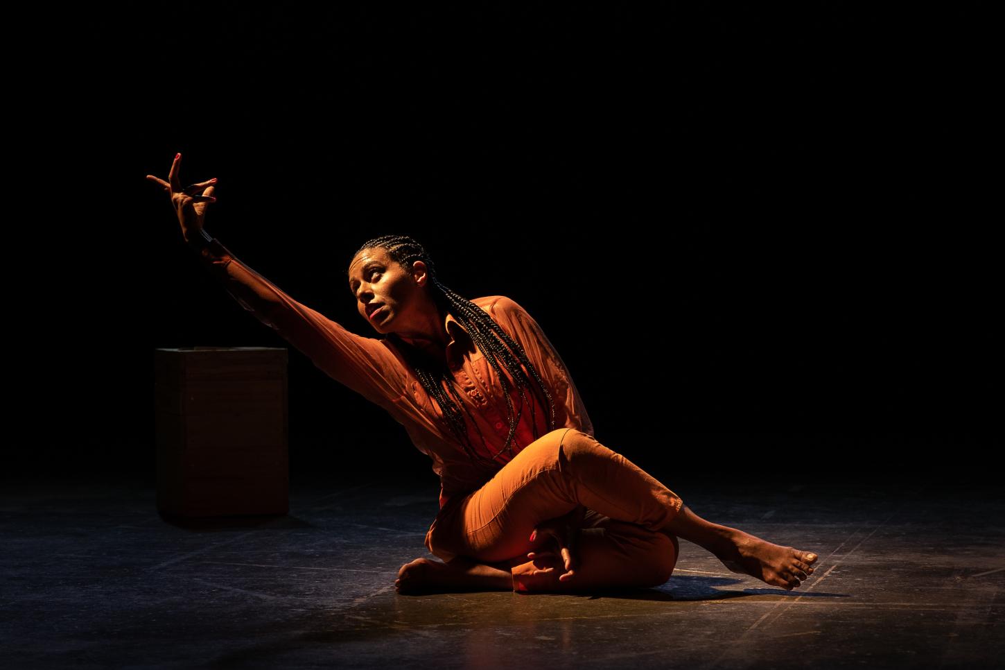 REAL, solo de dança de Cristina Santos, estreia temporada no Sesc Copacabana