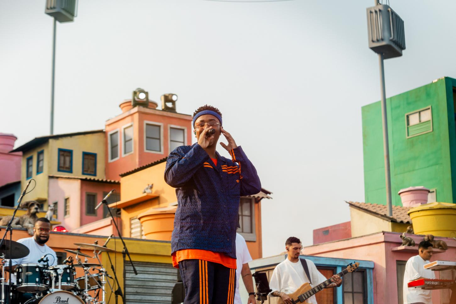 Lukinhas leva o pagode brasileiro em show na Angola