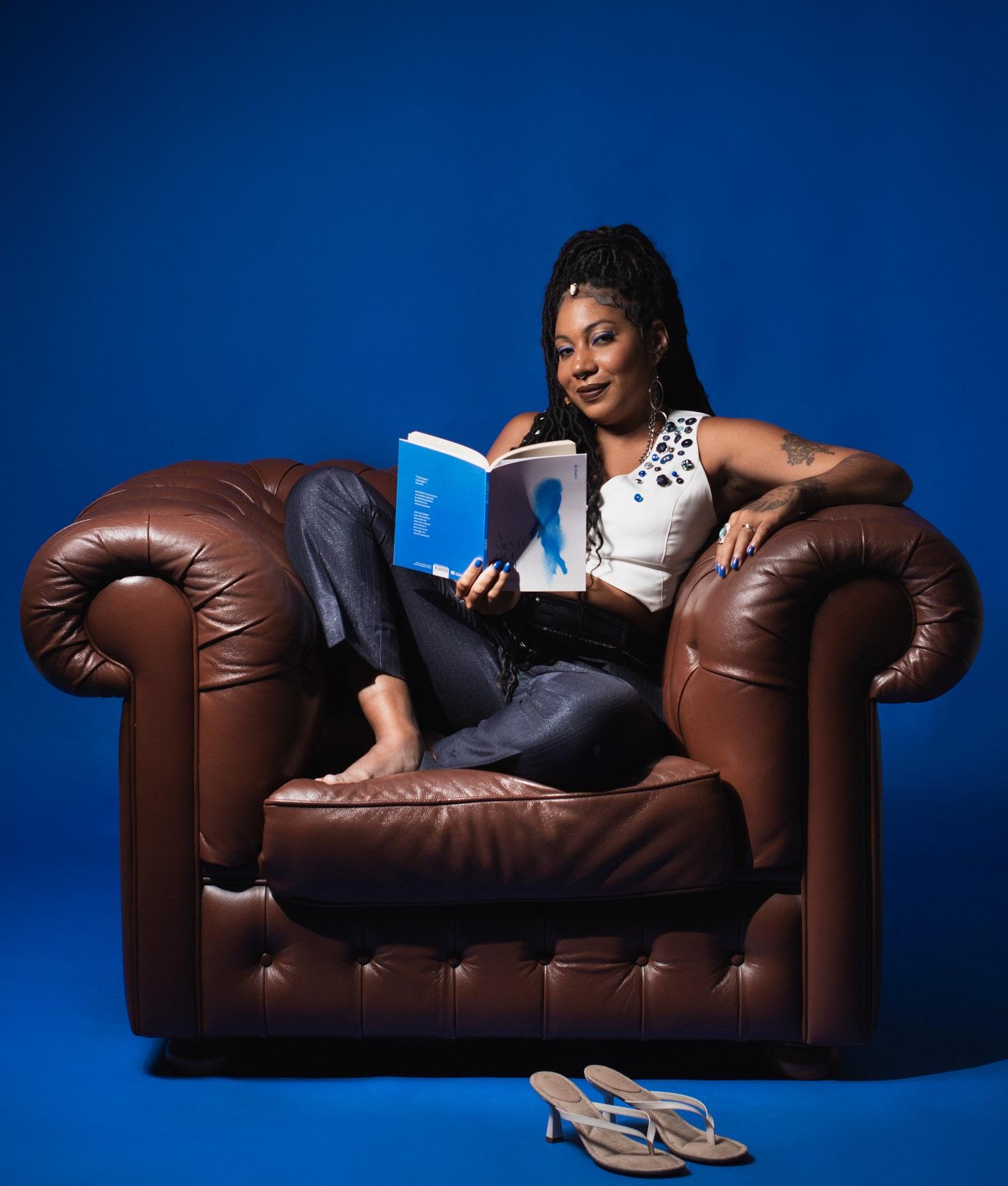 À Mente que Sabe é o novo livro de poesias de Bell Puã