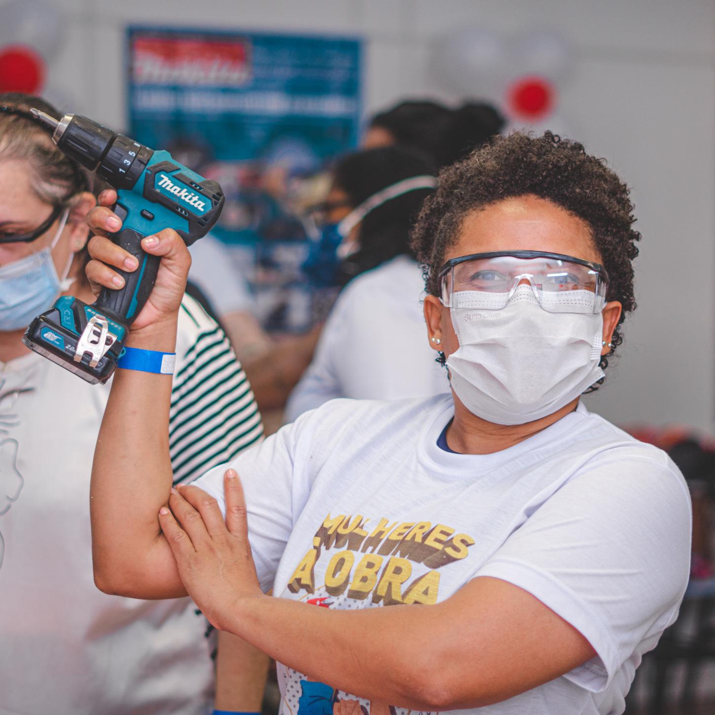 No mês da mulher, elas escolhem ferramentas em vez de flores