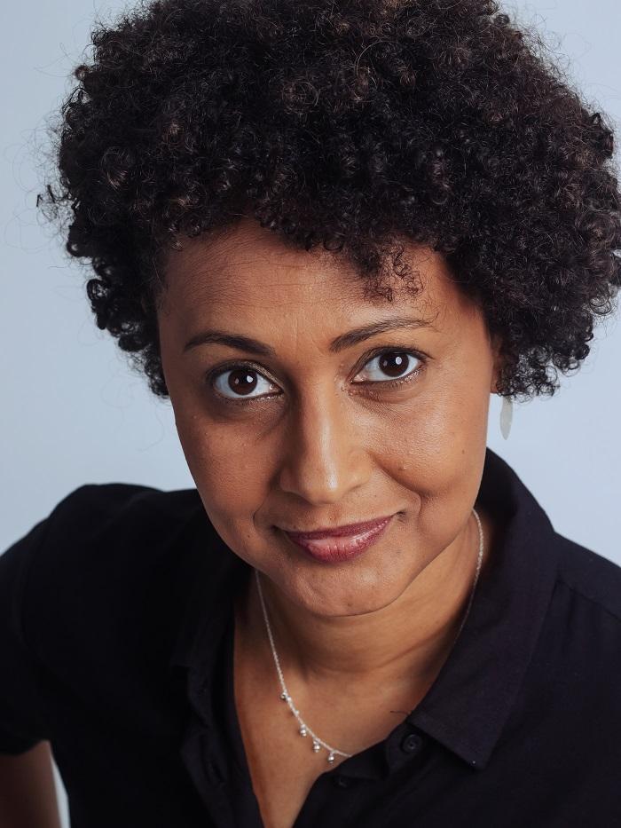 Pernambucana Agrinez Melo lança livro para visibilizar escrita feminina negra e ancestral no teatro