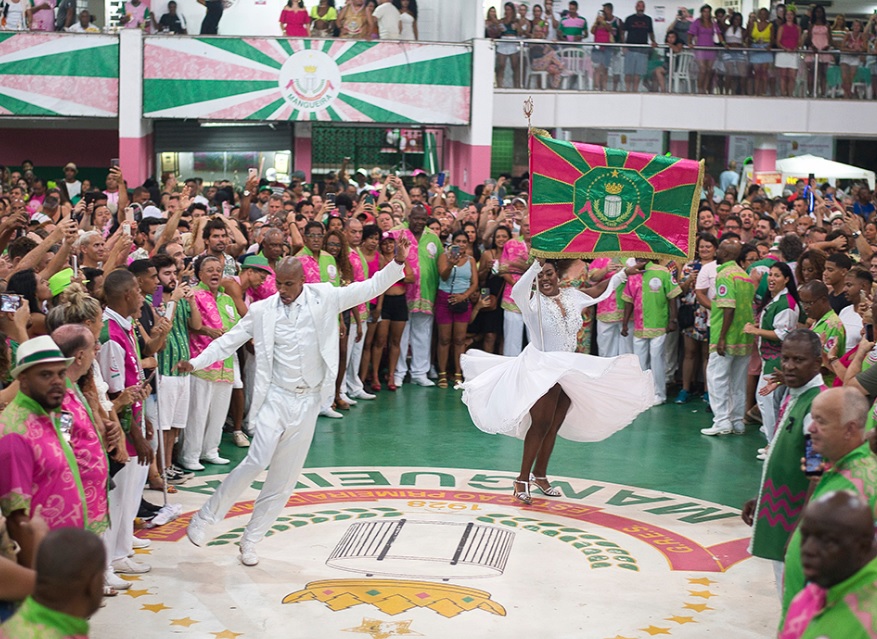 Mangueira obtém liberação do Corpo de Bombeiros para sua quadra e confirma programação de 98 anos