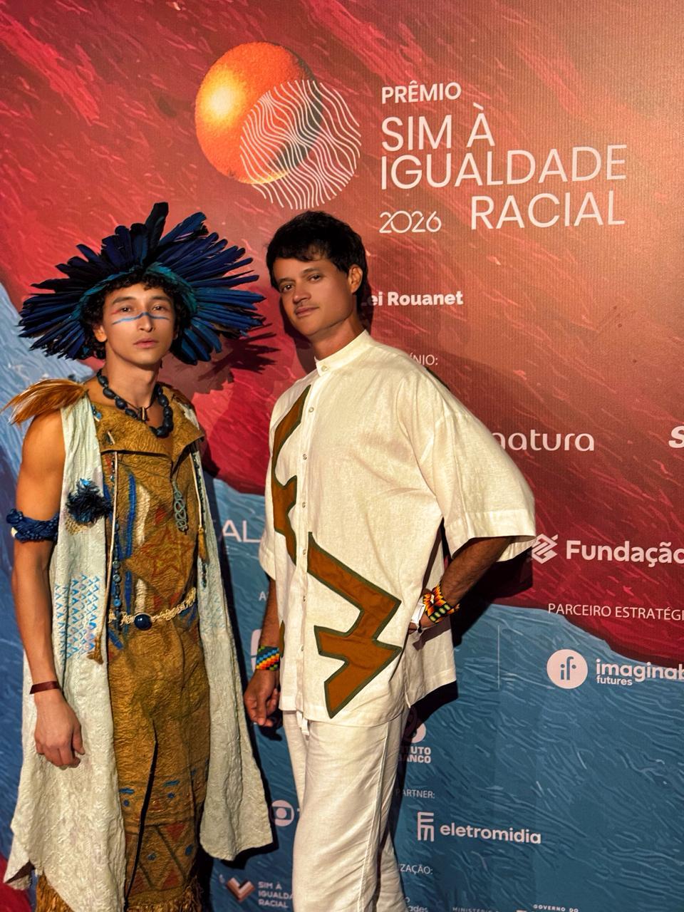 Eric Max e Álamo Facó celebram diversidade e representatividade no Prêmio Sim à Igualdade Racial 2026