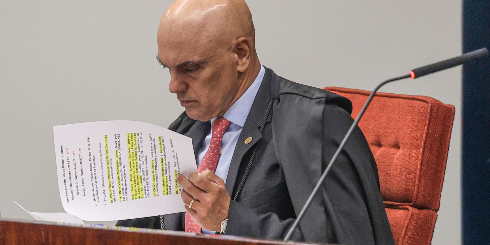 Ministro Alexandre de Moraes cobra agilidade do governo na extradição de Carla Zambelli