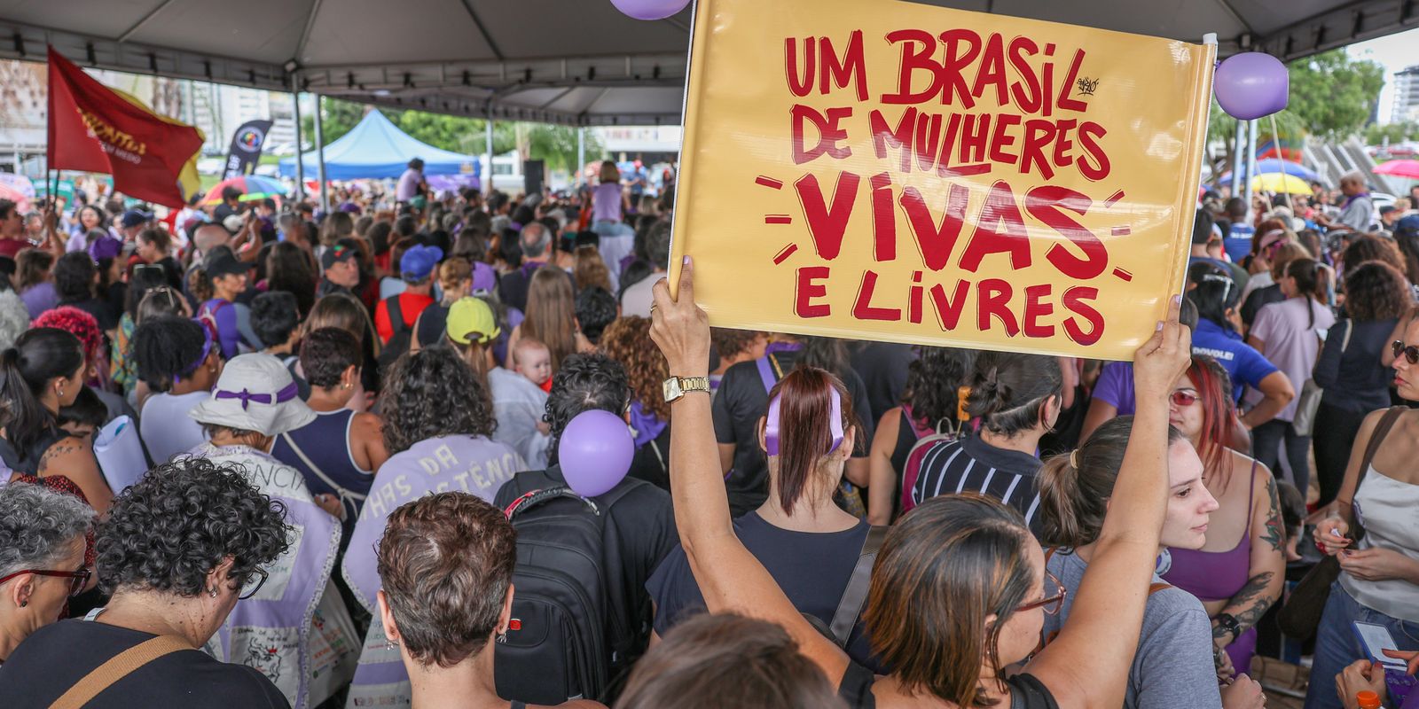 Órfãos de vítimas de feminicídio recebem pensão especial do INSS