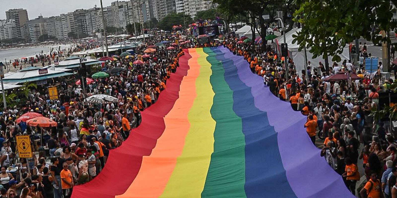 Jurista da OAB considera inconstitucional PL que restringe presença de crianças e adolescentes em eventos LGBTQIA+