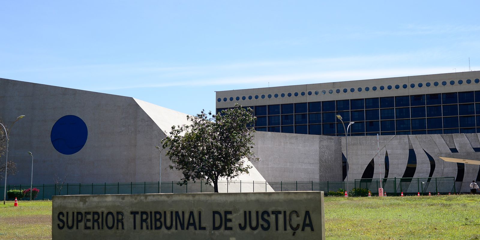 STJ inicia apuração sobre uso de prompts de inteligência artificial em fraudes processuais