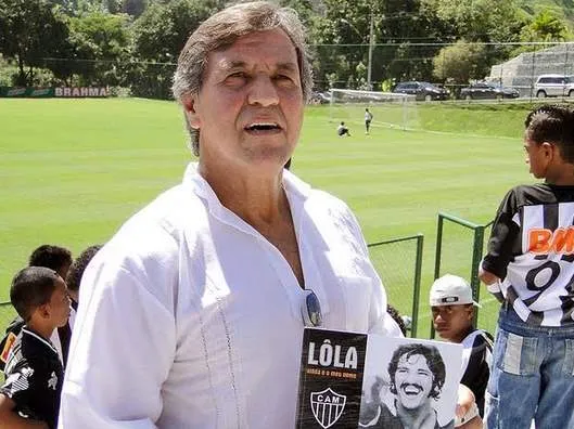 A recordação dos dribles desconcertantes de Lola em Brito