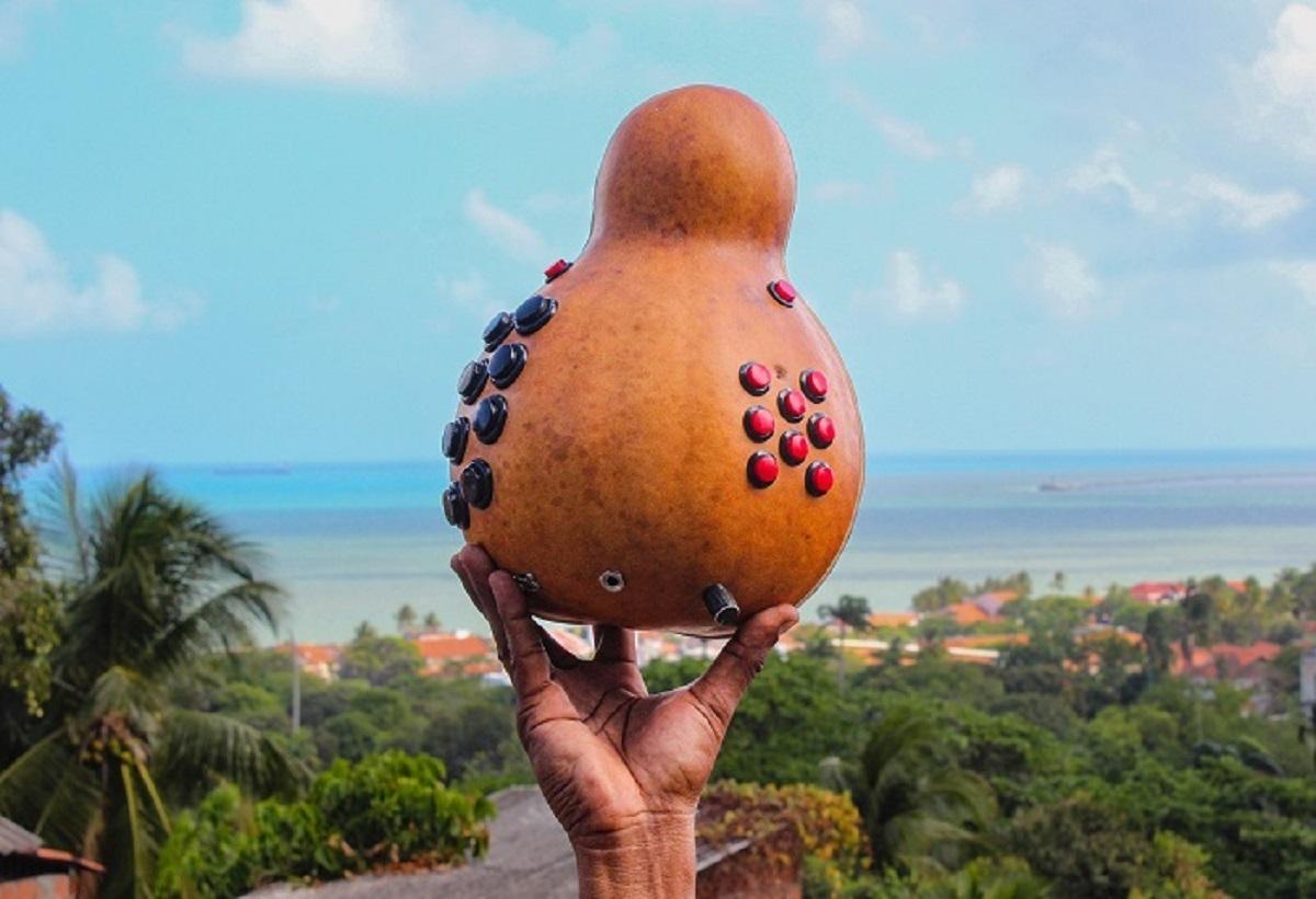 Bongarbit (PE) faz instrumentos musicais orgânicos e digitais que unem inovação periférica, tecnologia social e sustentabilidade