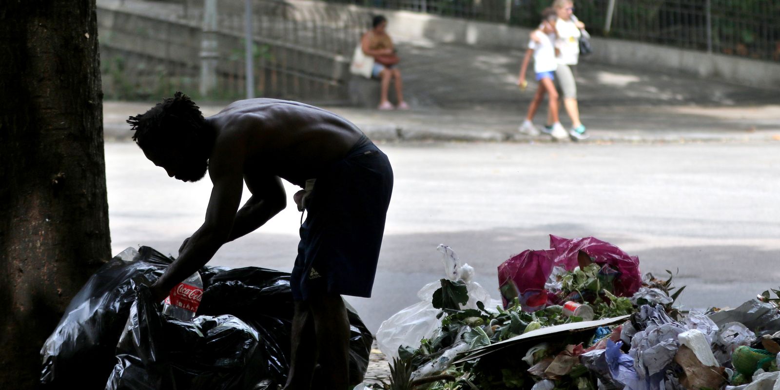 Brasil registra 150 mil casos de violência contra a população em situação de rua em 10 anos