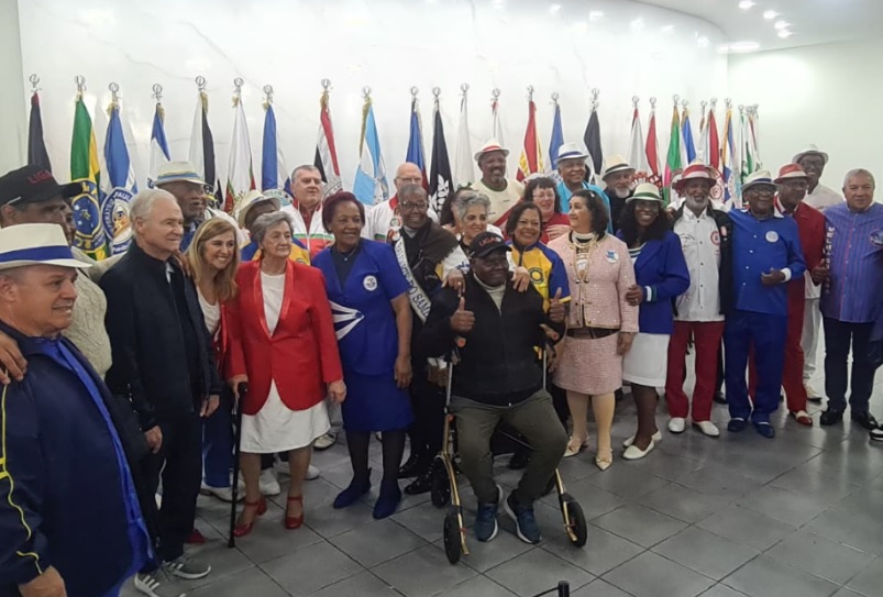Liga-SP realiza emocionantes homenagens a baluartes do carnaval paulistano