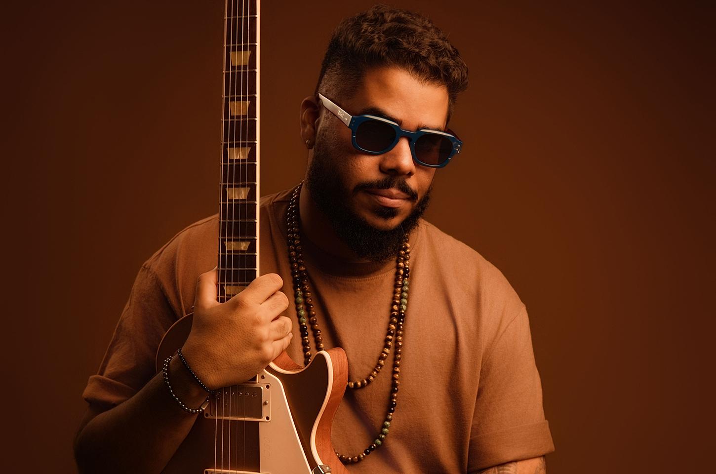 Premiado guitarrista baiano Igor Gnomo estreia show no Blue Note São Paulo 