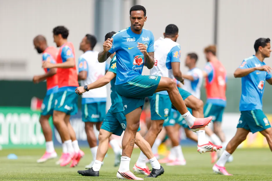 Seleção Brasileira intensifica preparação para a estreia contra Marrocos; Neymar Jr. segue em recuperação