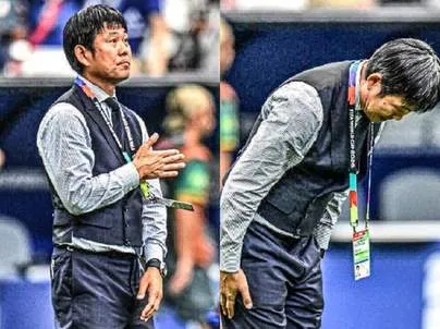 Hajime Moriyasu, técnico do Japão, realiza 'Ojigi' emocionado