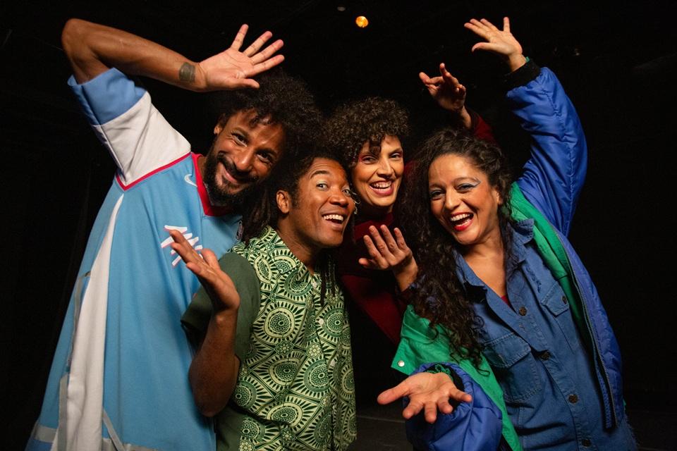 Coletivo Quizumba estreia 