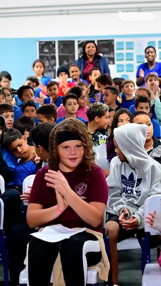 Guerreiras Grenás visitam alunos em Araraquara e destacam importância dos estudos
