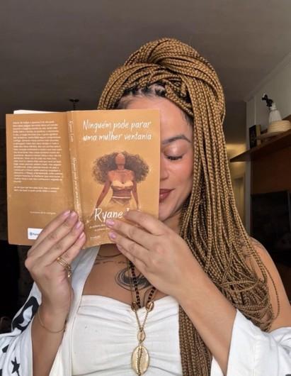 Museu Afro Brasil celebra a mulher negra na literatura com Ryane Leão