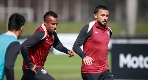 Zakaria Labyad retorna aos treinos do Corinthians para amistoso contra o Cascavel