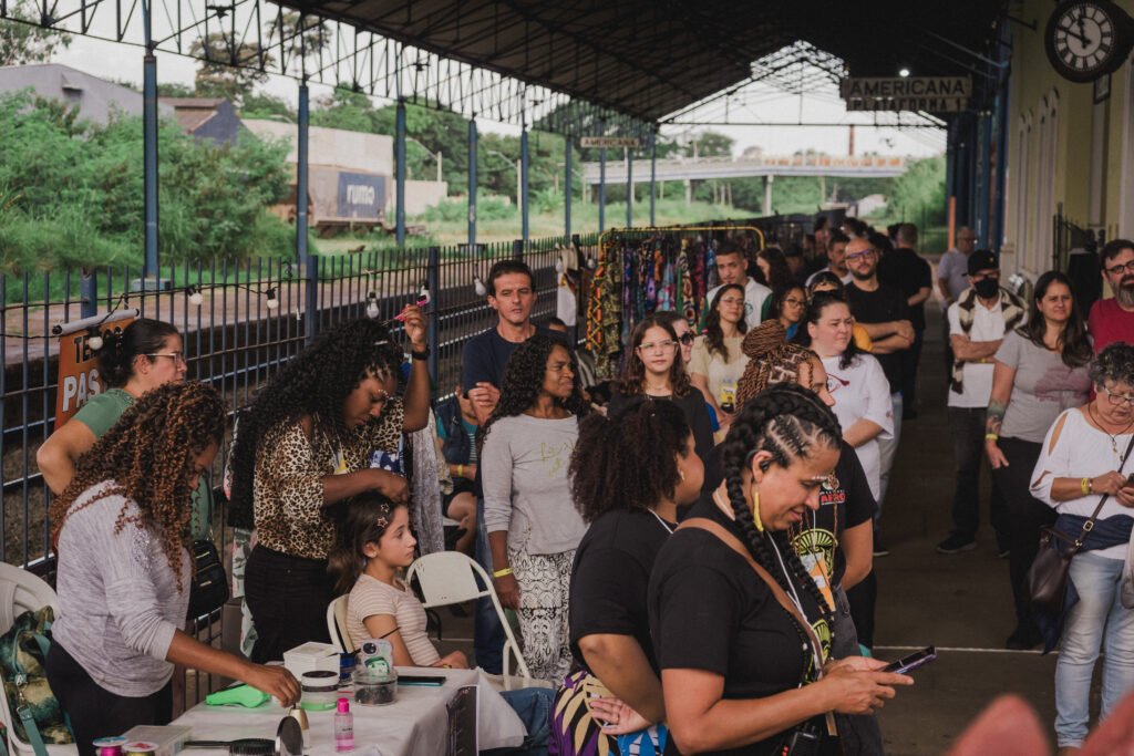 Estação Black Charme mistura cultura e afroempreendedorismo em Americana