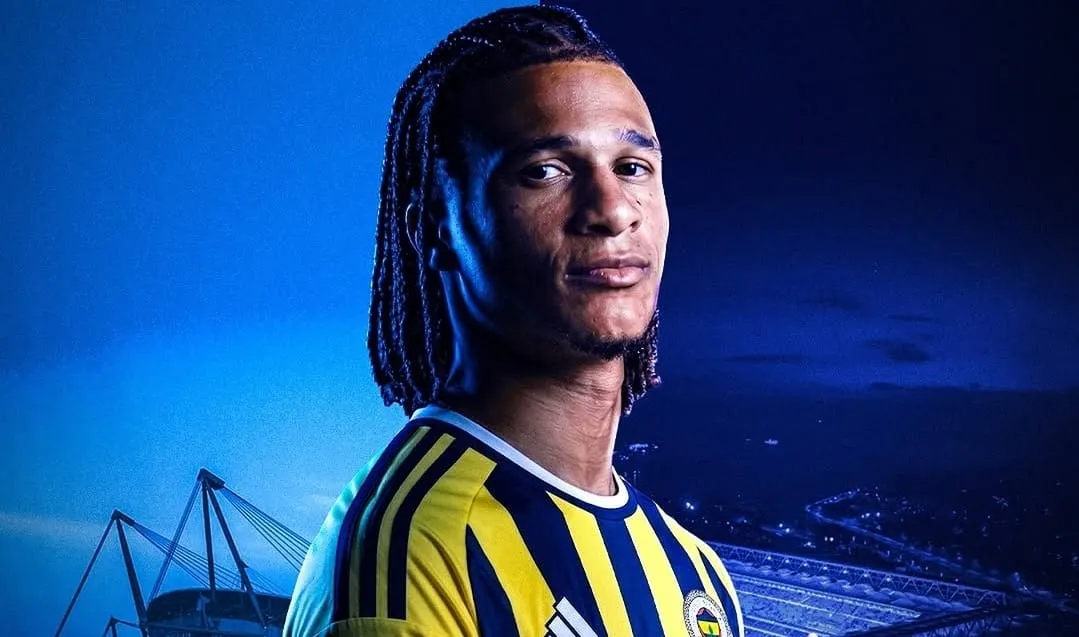 Fenerbahçe anuncia a chegada de Nathan Aké, ex-zagueiro do Manchester City