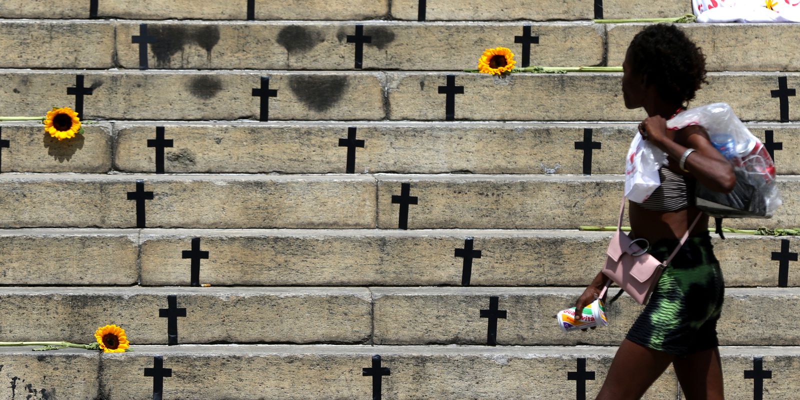 Brasil registra queda de 8,2% em mortes violentas em 2025, mas feminicídios sobem 4%