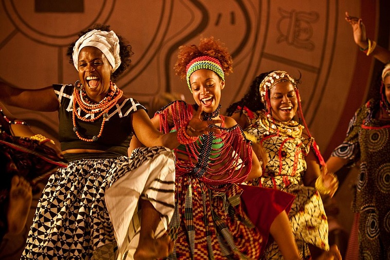 Oficina de Performance Negra do Bando de Teatro Olodum abre vagas