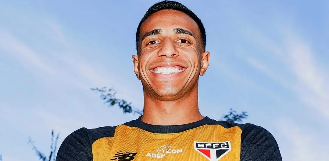 São Paulo oficializa a contratação de Victor Sá